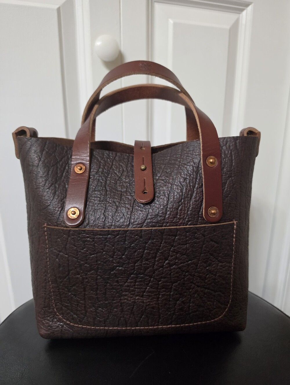 New Go Forth Goods Avery Mini Crossbody Leather Tote/Color: Cherry Bison